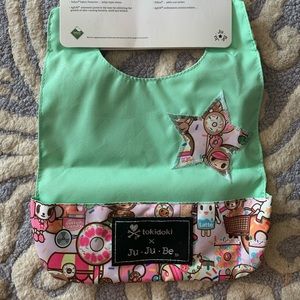 Brand new JujuBe Tokidoki Be Neat bib Donutella